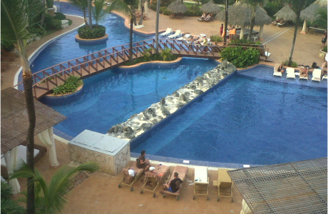 HOTEL EXCELLENCE